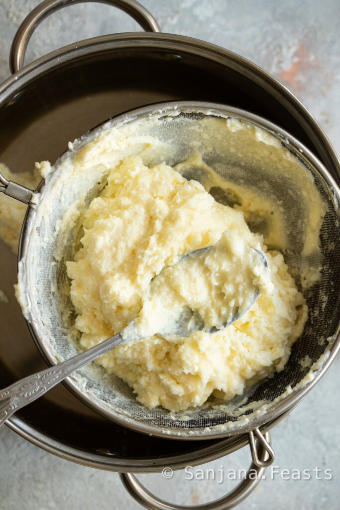 sieve the sweet yoghurt
