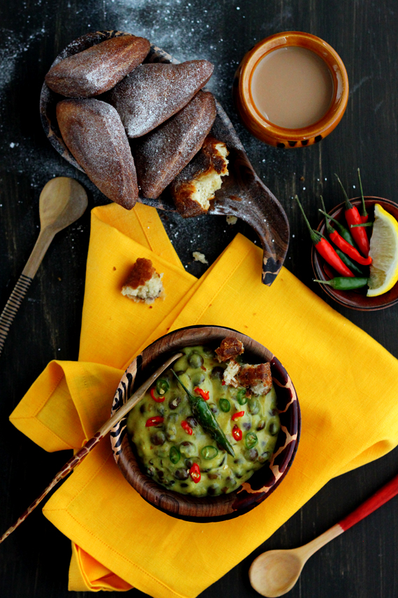 Swahili Breakfast: Mandazi and Mbaazi