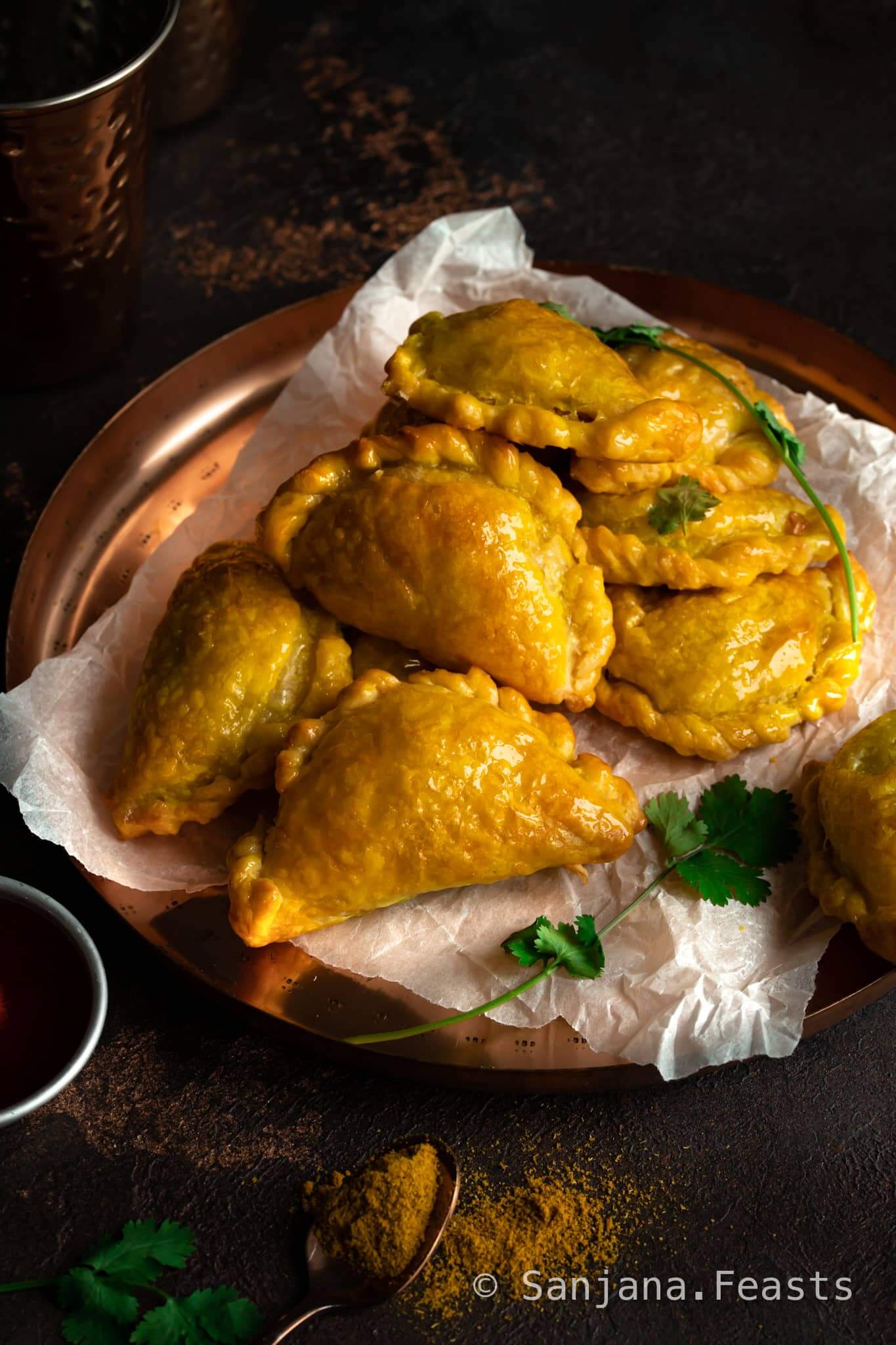 Easy Vegetarian Curry Puffs Recipe with Puff Pastry