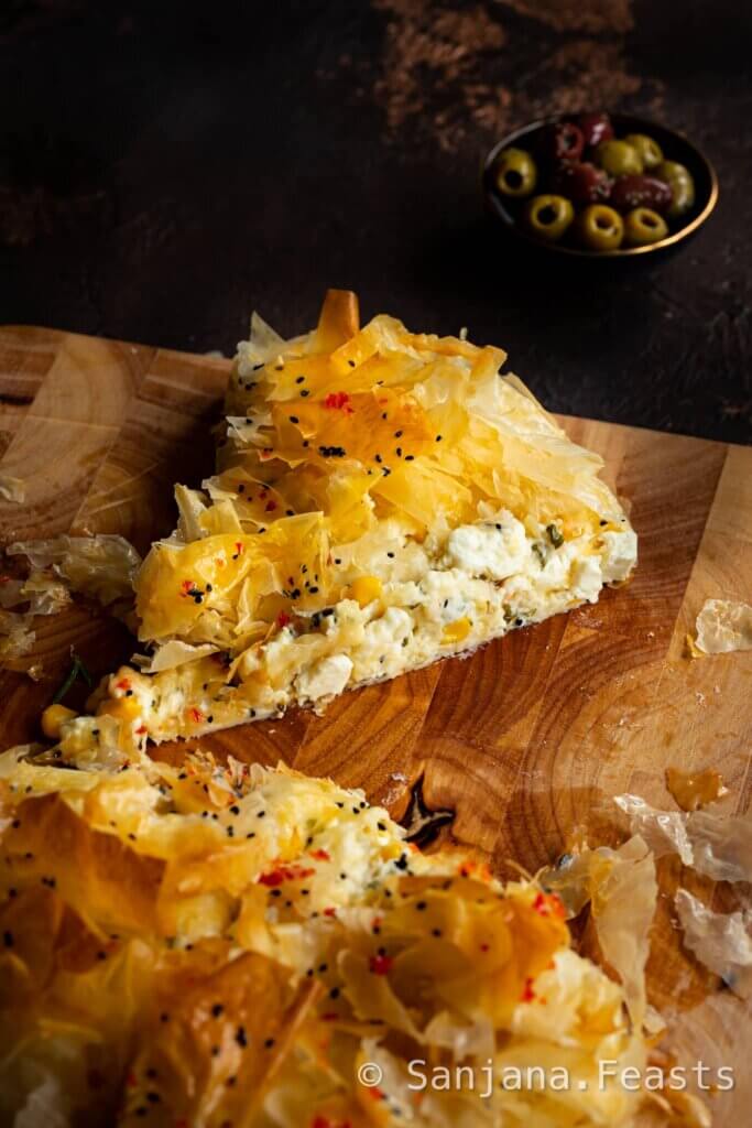 How to make cheese pie with filo pastry