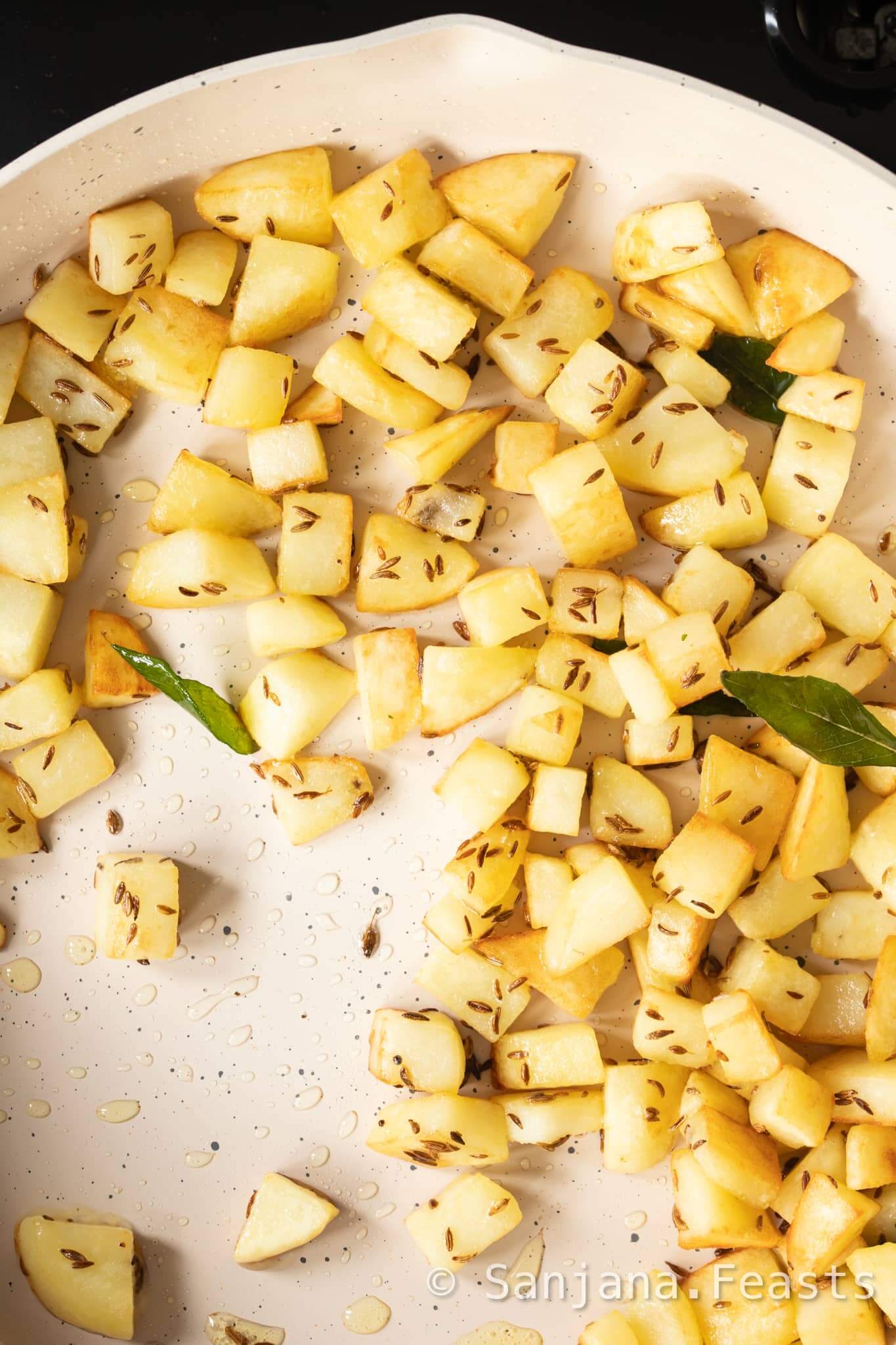 Fried potatoes for sabudana khichdi