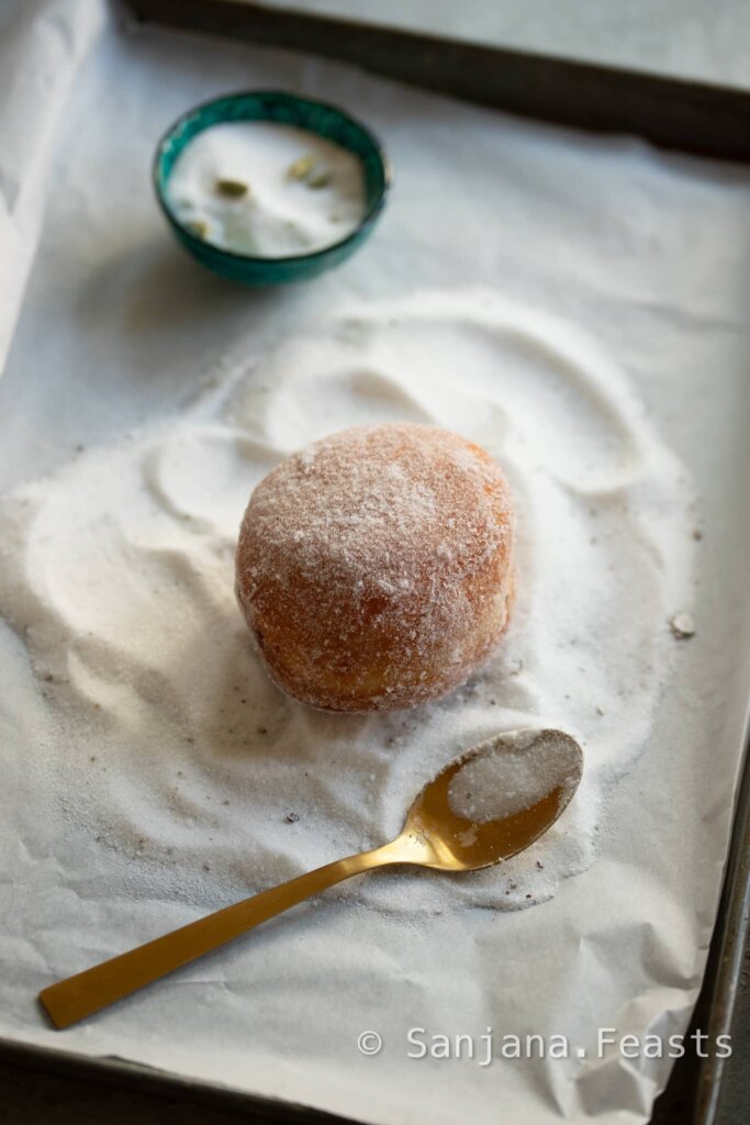 Alternative to icing or glaze on a doughnut
