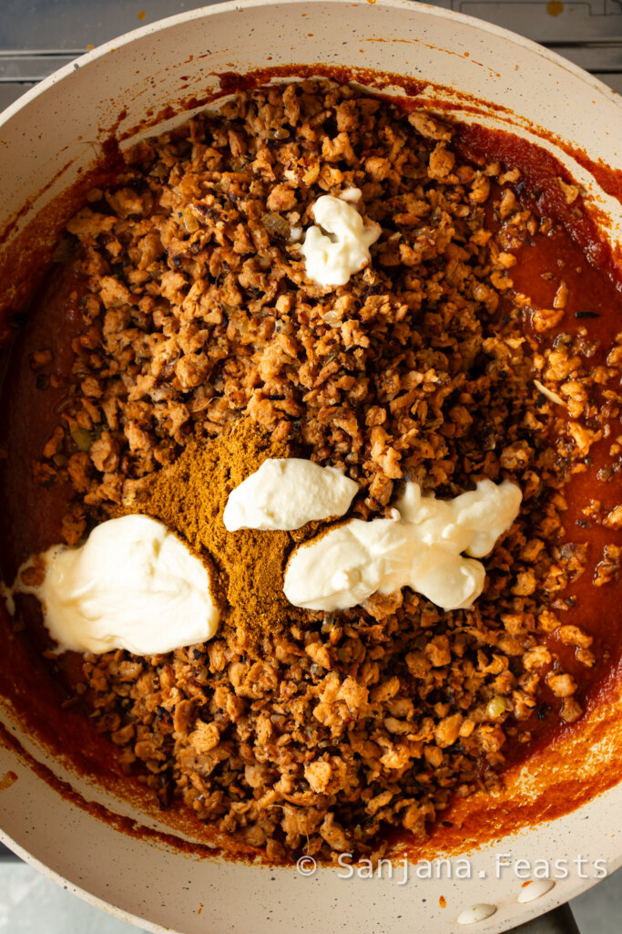 add slurry to thicken the keema and ground spices