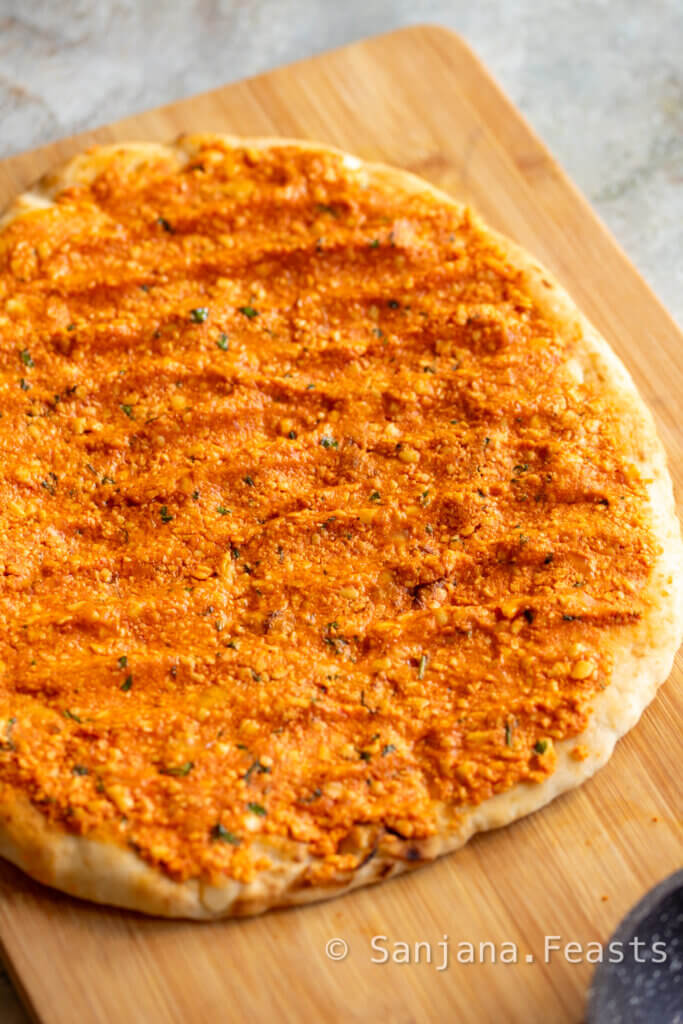 how to make paneer lahmacun