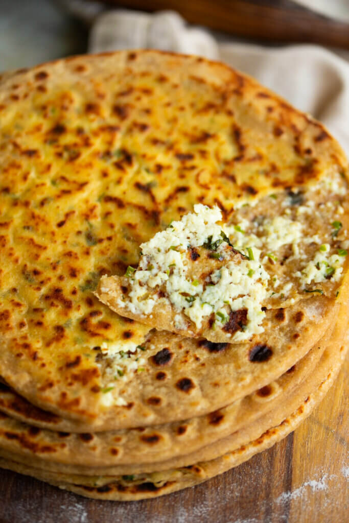 inside of filled paneer paratha