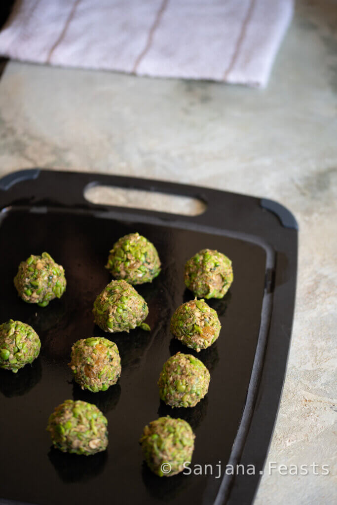 kachori filling matar